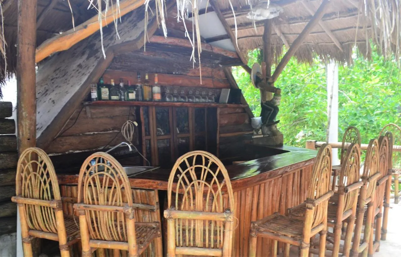Drop By Nature Hotel Ruta De Los Cenotes Puerto Morelos Jaktstuga